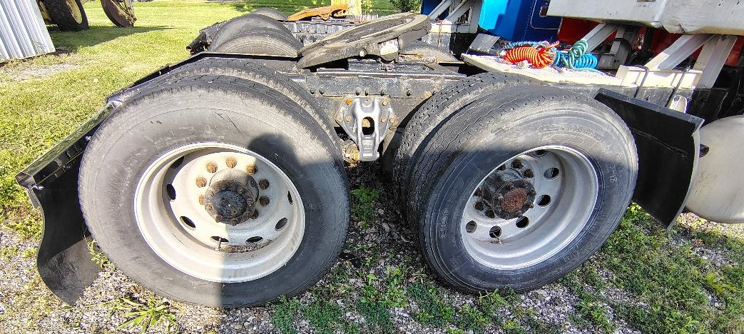 2008 PETERBILT 386 - Image 13